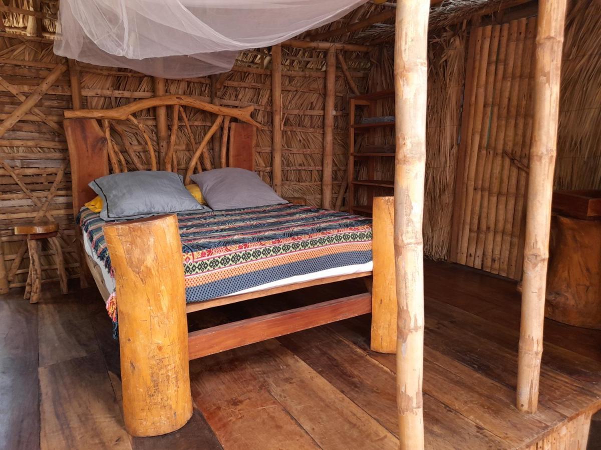 El Bamboo Cabins Balgue Exterior foto