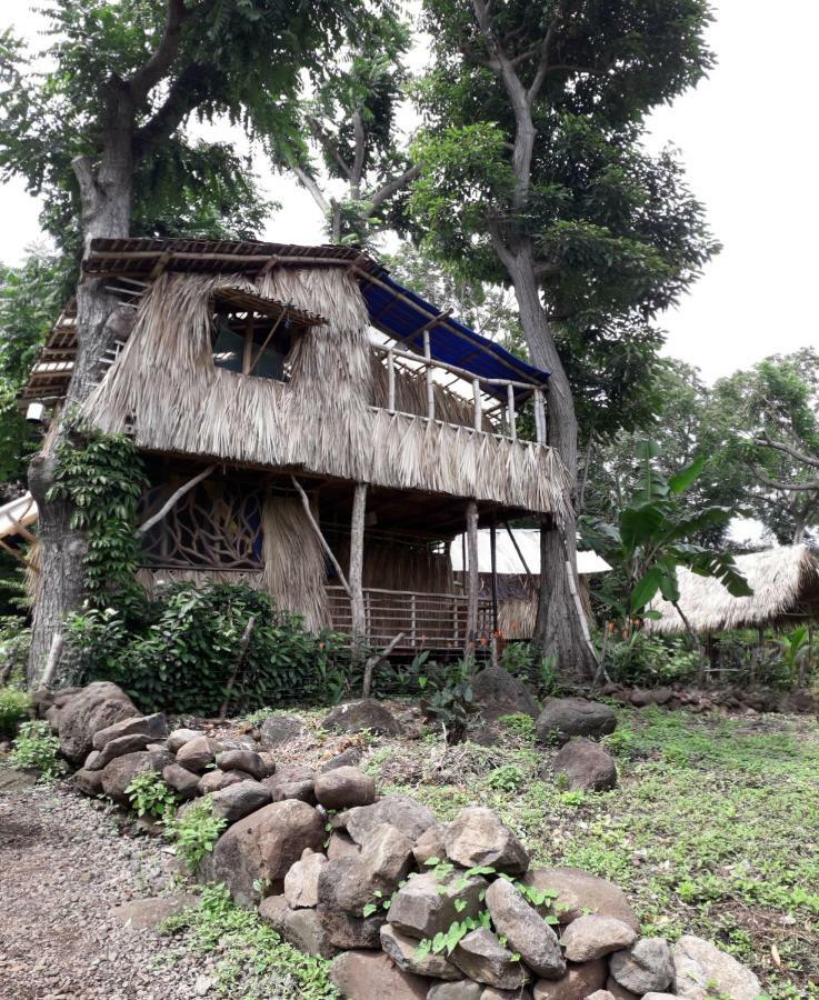 El Bamboo Cabins Balgue Exterior foto